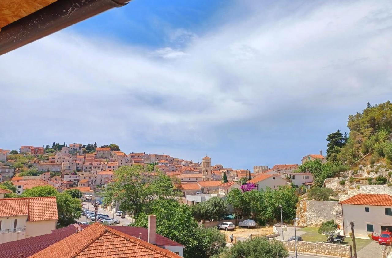 Rooms & Apartments Dolac Χβαρ Εξωτερικό φωτογραφία