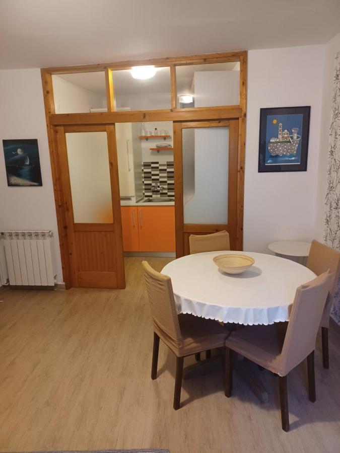 Rooms & Apartments Dolac Χβαρ Εξωτερικό φωτογραφία